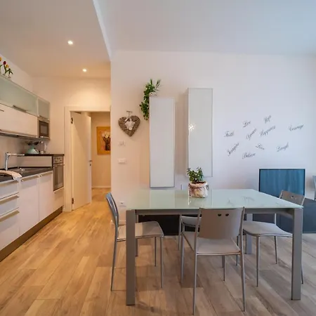 La Casa Di Apartment